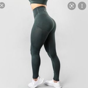 ALPHALETE HALO LEGGING